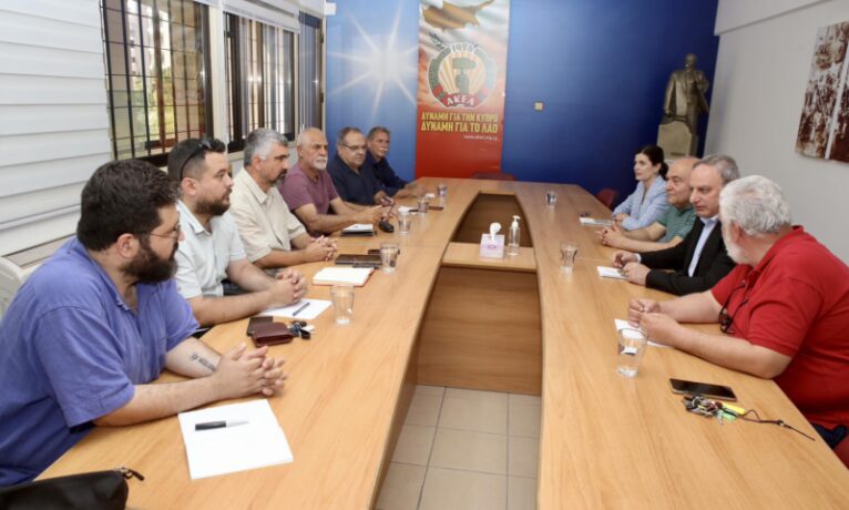 YKP: “Kıbrıs Cumhuriyeti’nin Kıbrıslı Türkler için yaşam koridorları açması önemli”