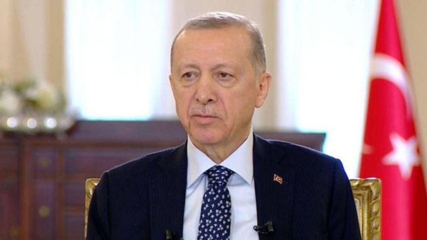 Erdoğan montajlı videoyu savunmaya devam ediyor: “Gençlerimizin kıvrak zekâsının ürünü”