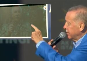 Bir cumhurbaşkanı sahte, montaj video yayınlar mı?
