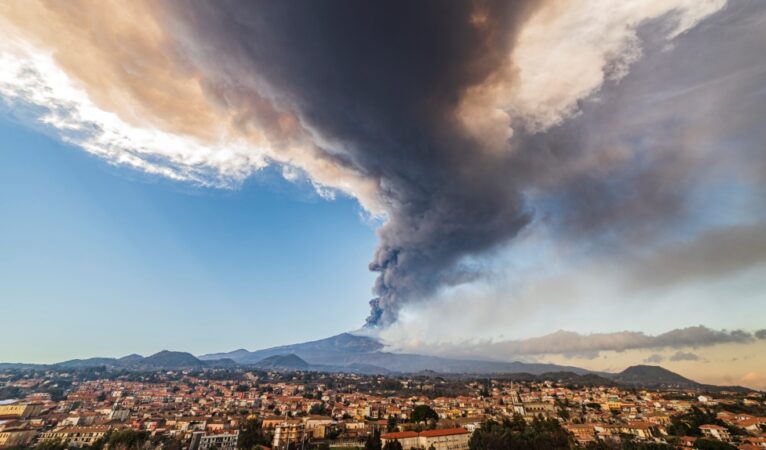 Meteoroloji Dairesi’nden Etna Yanardağı ile ilgili açıklama