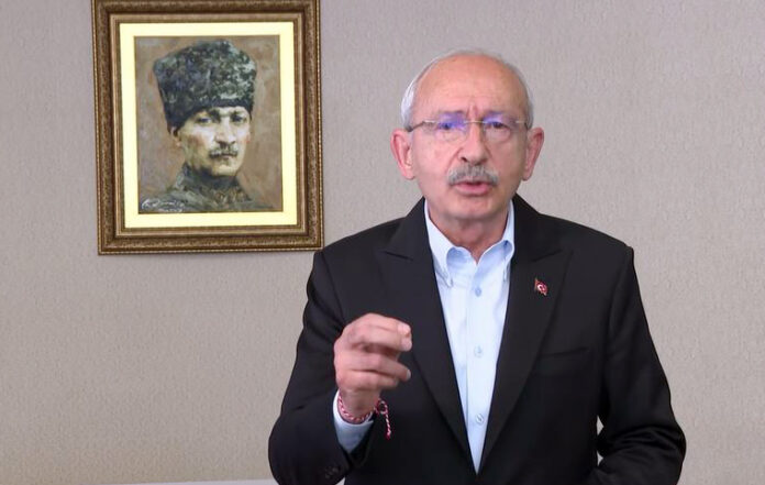 Kemal Kılıçdaroğlu’ndan ‘Ayağa kalkın’ videosu: Vatanını seven, sandığa gelsin!