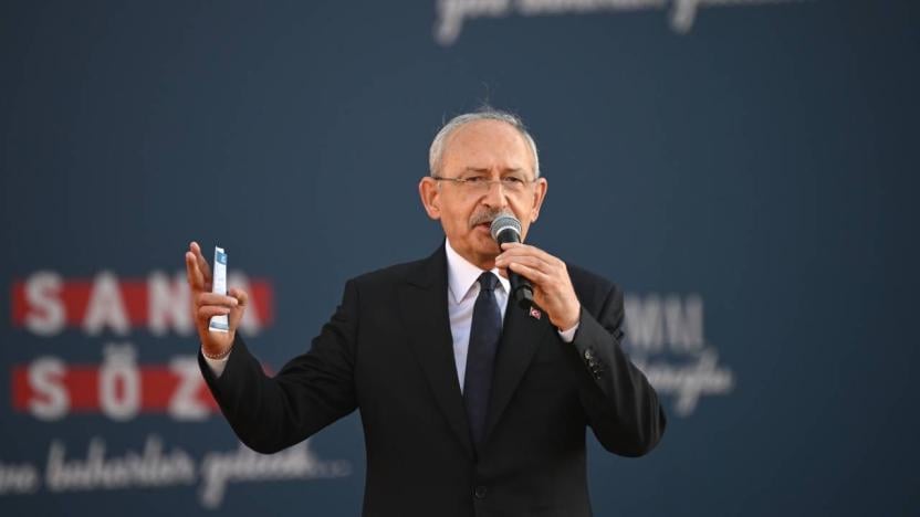 Kılıçdaroğlu: “Egemen Bağış ve Metin Feyzioğlu görevden alınacak”