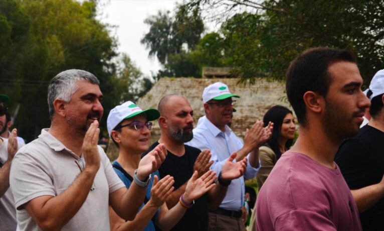 “Barikatların olmadığı federal Kıbrıs istiyoruz”