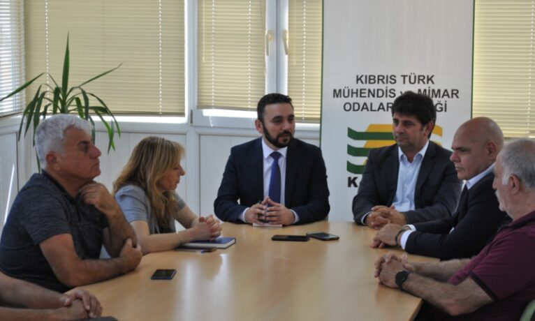 Reynar, KTMMOB’yi ziyaret etti