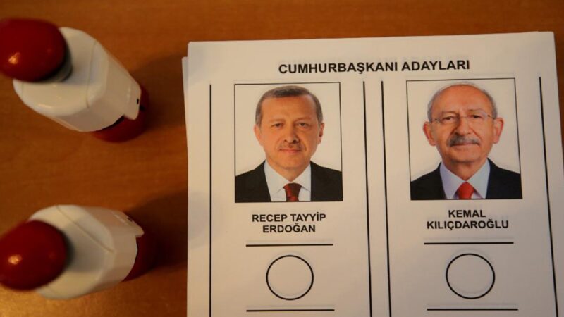 Türkiye ikinci tur için sandık başında