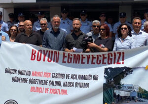 Bakan Çavuşoğlu geri adım atmadı, bardak taştı: ÖĞRETMENLER GREVDE, SINAVLAR İPTAL
