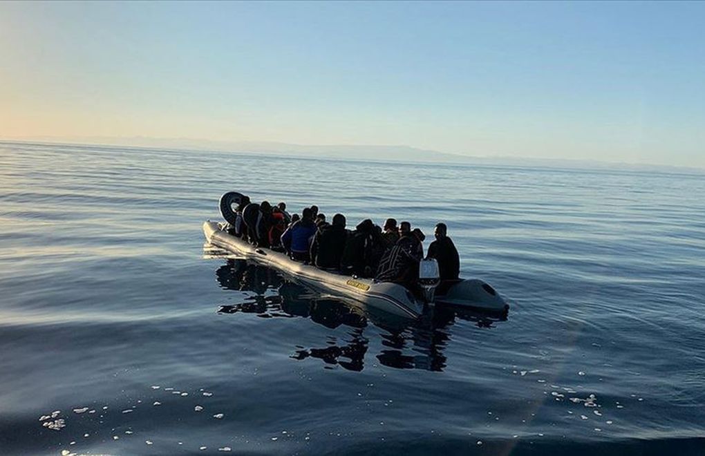 Akdeniz’de teknedeki 50 mülteci için kurtarma çağrısı