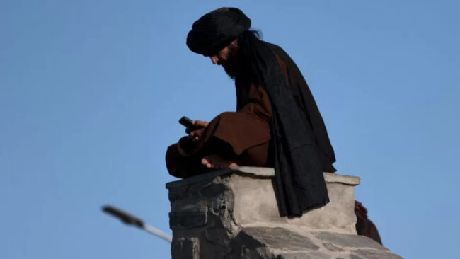 Taliban, Afganistan’da yönetimi ele geçirdikten sonra ikinci defa halk önünde idam gerçekleştirdi