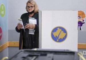 AB, Kosova’da yerel seçimlerin yenilenmesini talep etti