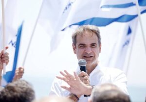 Yunanistan pazar günü ikinci kez seçime gidiyor