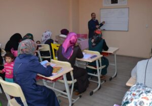 Türkiye’de 25 yaş üstü nüfusun yarıdan fazlası ortaokul veya altı eğitim düzeyine sahip