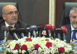 Mehmet Şimşek’ten ilk açıklama: Rasyonel bir zemine dönme dışında seçenek kalmamıştır