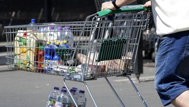 Euro bölgesinde enflasyon beklentilerin üzerinde geriledi