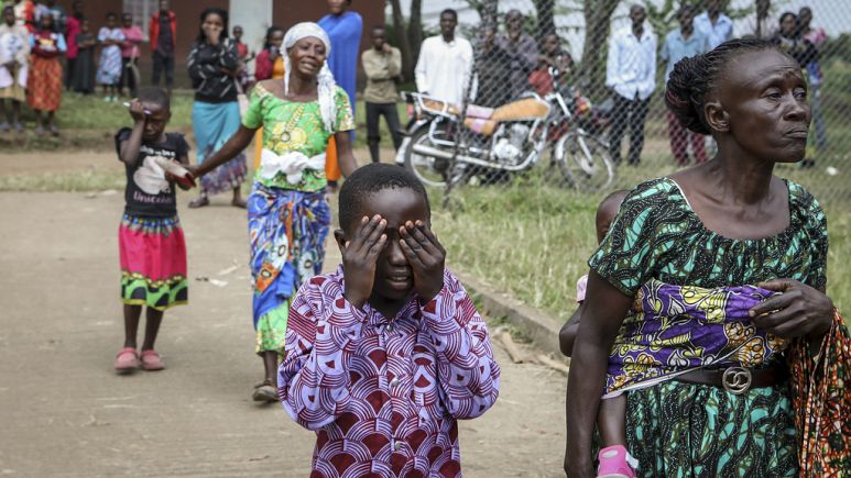 Uganda: 42 kişinin öldüğü okul saldırısı ile bağlantılı 20 kişi gözaltına alındı