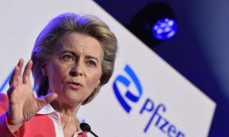 Von der Leyen hakkında görevden alma ve tazminat davası açıldı