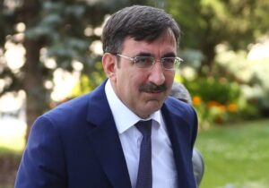 Erdoğan’ın yeni yardımcısı Yılmaz yarın geliyor