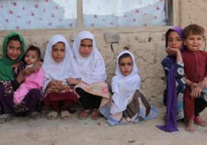 İran’dan sonra Afganistan: 80 kız çocuğu zehirlendi