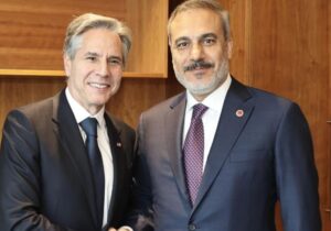 Hakan Fidan Londra’da ABD Dışişleri Bakanı Blinken ile görüştü