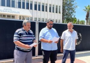 Döviz Mağdurları Derneği Başbakanlık önünde
