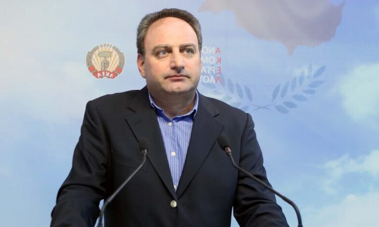 Stefanu’dan Hristodulidis’e: “Kıbrıslı Türkler için bir çıkış yolu sunmalıyız”