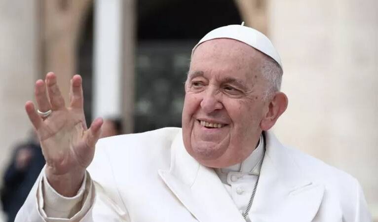 Papa, Tahıl Anlaşması’na geri dönülmesi için Rusya’ya çağrı yaptı