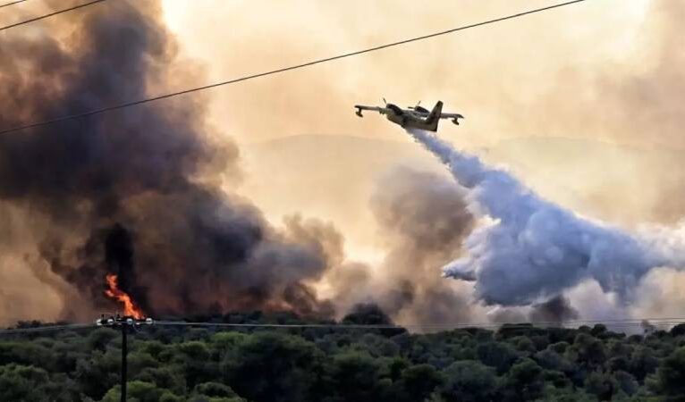 Türkiye, Yunanistan’a yangın söndürme uçağı gönderiyor