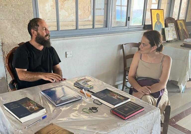 Derya, Apostolos Andreas’ı ziyaret etti, yurttaşlardan bölgedeki sıkıntıları dinledi