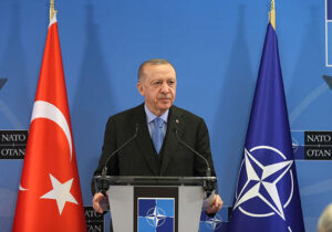 Erdoğan’dan, AB üyeliği ile ilgili soru soran gazeteciye ‘ağzın bal yesin’ yanıtı