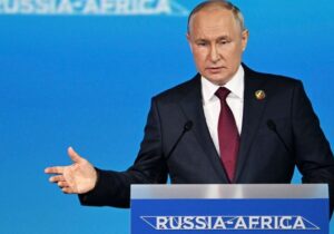 Putin: “Rusya, altı Afrika ülkesine ücretsiz tahıl sevkiyatı yapacak”