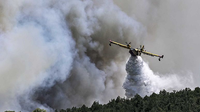 Yunanistan’da orman yangını beş gündür söndürülemiyor
