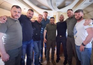 Kremlin: Türkiye, Azov liderlerini Ukrayna’ya teslim ederek anlaşmaları ihlal etti