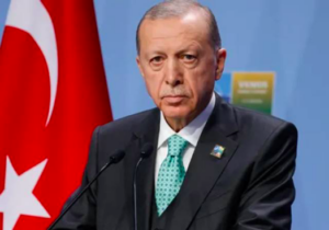 The Observer’dan NATO liderlerini eleştiren başyazı: Erdoğan’la yarım anlaşmalarını kutladılar; Zelenski ziyafete gelmiş bir fakir gibi kaldı