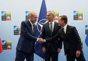 Stoltenberg duyurdu: Erdoğan İsveç’in NATO üyeliğini Meclis’e götürecek