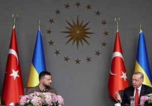 Erdoğan Ukrayna’nın NATO üyeliğini hak ettiğini söyledi, Zelensky ‘Türkiye’ye minnettarım’ dedi