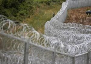 Yunanistan, Türkiye sınırı yakınlarında ilave çit yapımına başladı