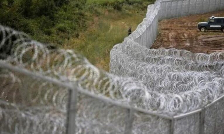 Yunanistan, Türkiye sınırı yakınlarında ilave çit yapımına başladı