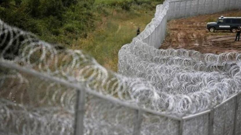 Yunanistan, Türkiye sınırı yakınlarında ilave çit yapımına başladı