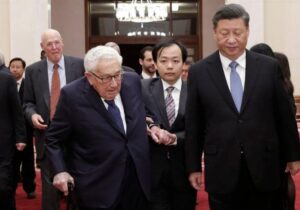 Kissinger bir kez daha Pekin’de: Çin medyasından ‘efsanevi diplomat’ yorumu