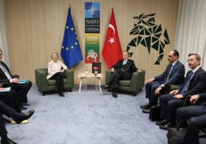 Erdoğan, Avrupa Komisyonu Başkanı Ursula von der Leyen ile görüştü