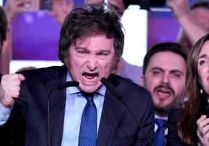 Arjantin Cumhurbaşkanı Milei kripto para skandalı nedeniyle dolandırıcılıkla suçlanıyor