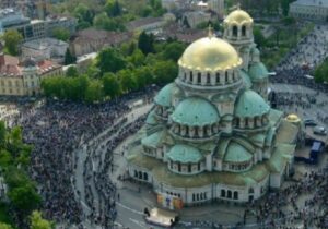 Bulgaristan’da Ortodoks Kilisesi’nden okullarda din dersi eğitimi verilmesi talebi