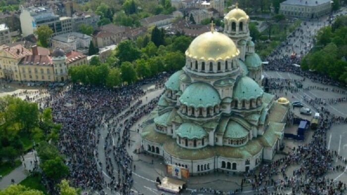 Bulgaristan’da Ortodoks Kilisesi’nden okullarda din dersi eğitimi verilmesi talebi