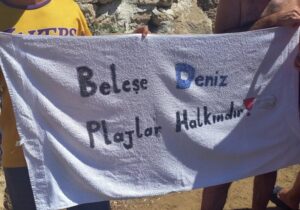 Kıbrıs’taki “Beleşe Deniz Plajlar Halkındır Hareketi”, Yunanistan’ın ardından Türkiye’de de yayılmaya başladı