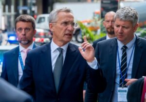 NATO’dan görüş: “Ukrayna toprak vererek ittifaka katılabilir”