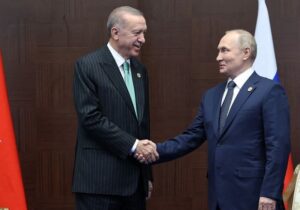 Putin, Erdoğan’dan tahıl ihracatı yapmak ve Batı yaptırımlarını fiilen aşmak için destek istedi