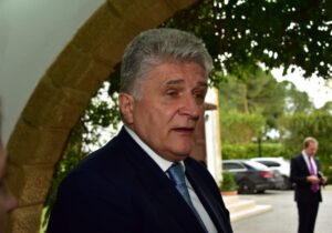 Jenča Ada’ya geliyor