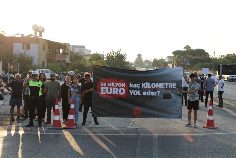 CTP Alsancak’ta bitmeyen yol için eylem yaptı