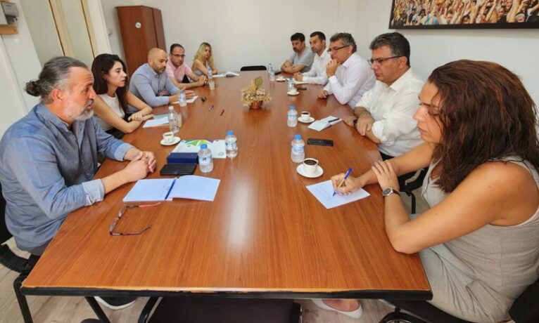 CTP ile KTÖS heyetleri, eğitimdeki sorunları ve çözümleri ele aldı