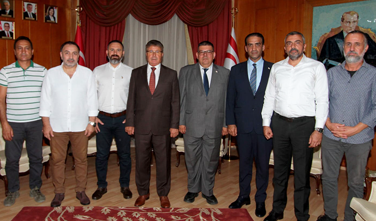 Çalışanların alım gücünü korumak için sendikalar ve hükümet arasında uzlaşı sağlandı