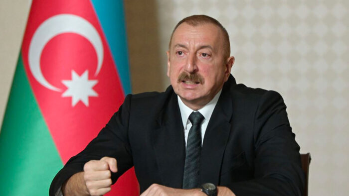 Azerbaycan lideri Aliyev: “Karabağ’daki Ermeni güçler silah bıraktığında tedbirler duracak”